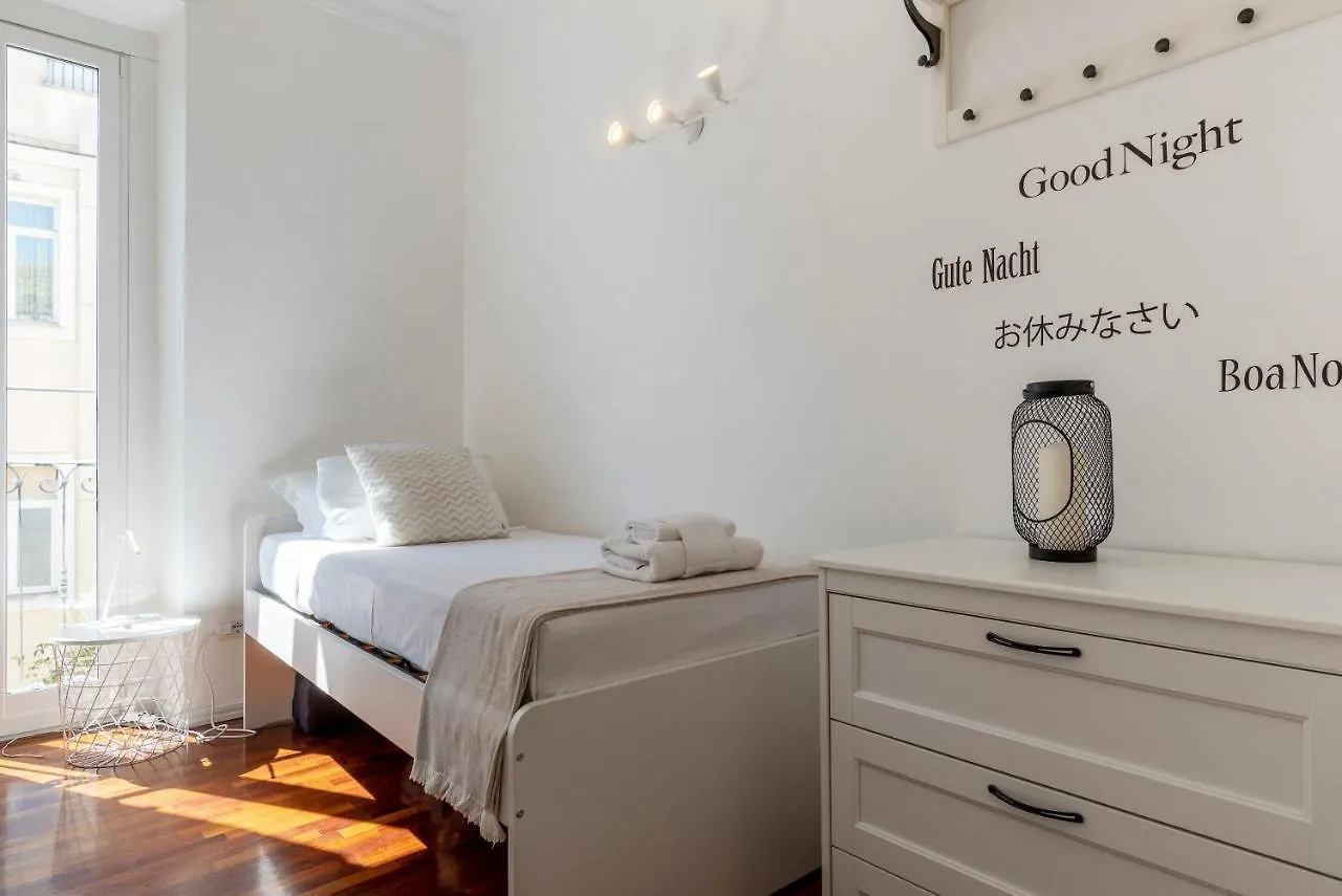 Fontana Di Trevi Design Apartment Rom Italien